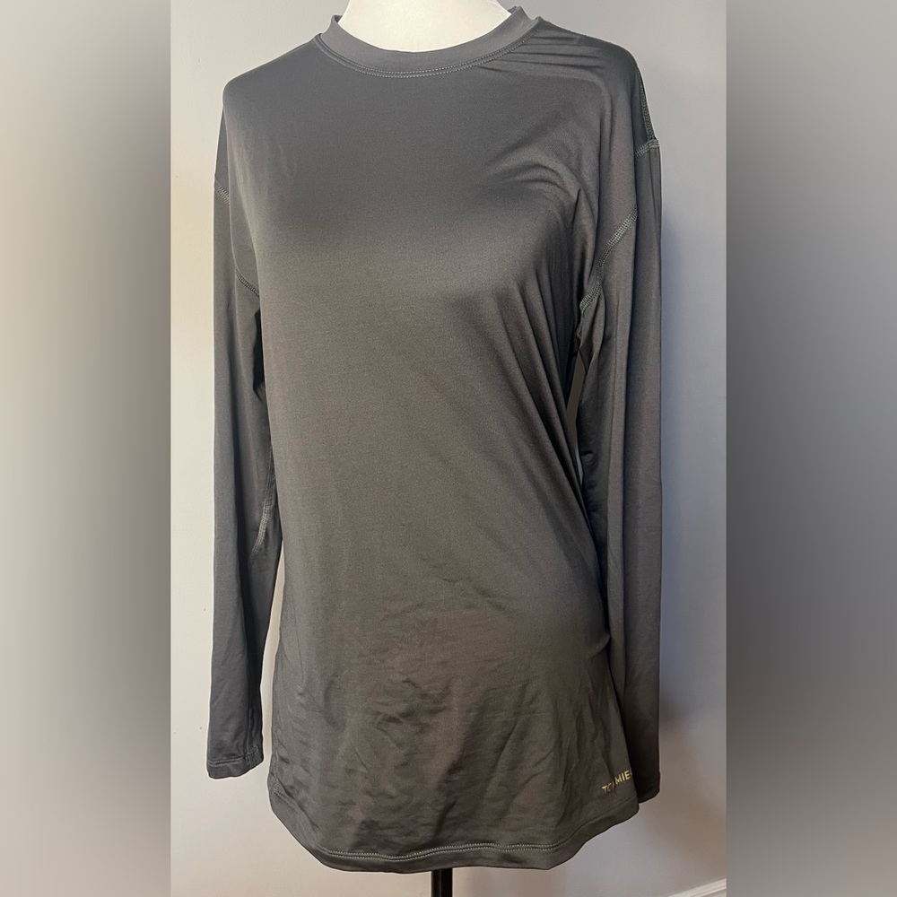 NWOT Womans Tommie Copper Top in Pristine Condition!!